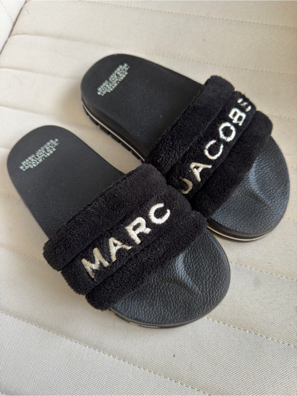 Marc Jacobs Terry Slides